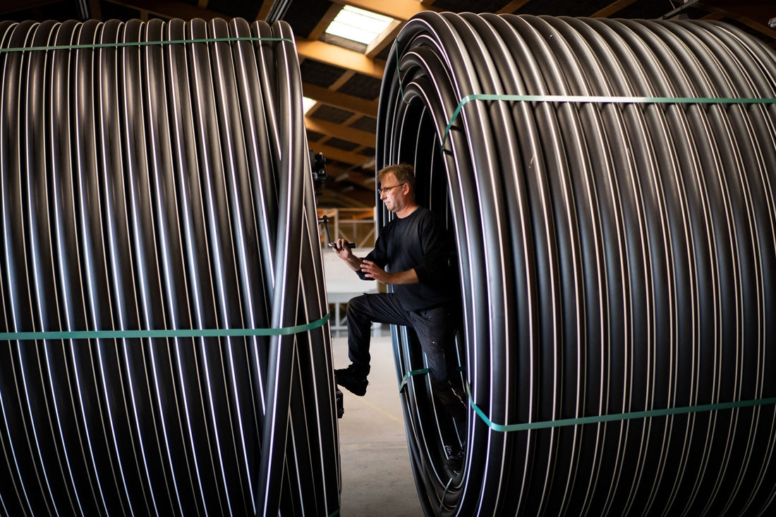 Servicemontør til vandingsmaskiner med montageopgaver